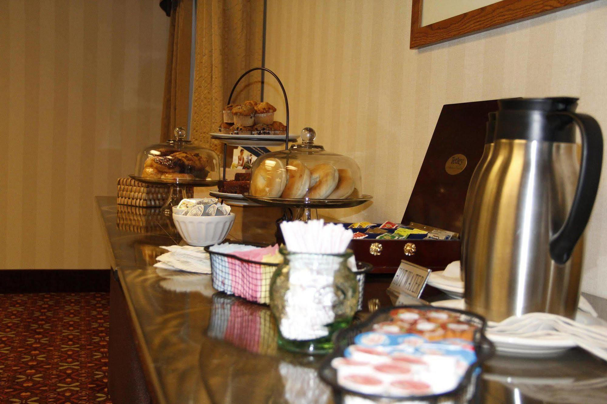 Hampton Inn & Suites Rochester/Victor Restaurante foto